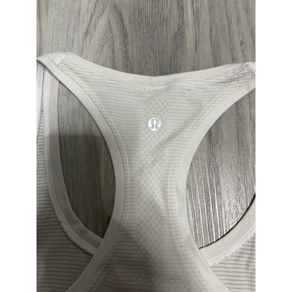 Lululemon Women Racerback‎ Tank Top Athletic Athleisure Light Beige Size 10 - Picture 5 of 5